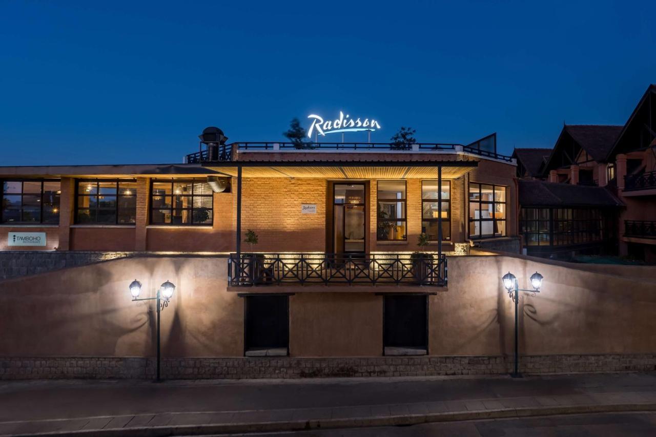Radisson Hotel Tamboho Waterfront Антананаріву Екстер'єр фото